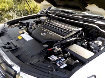 2014 Toyota Land Cruiser VX (4x4) 8 Seater Wagon