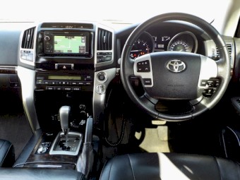 2014 Toyota Land Cruiser VX (4x4) 8 Seater Wagon
