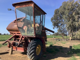 MF 542 SP Header and Fronts