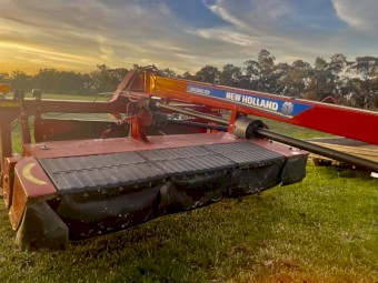 2015 New Holland Discbine 313 Mower Conditioner