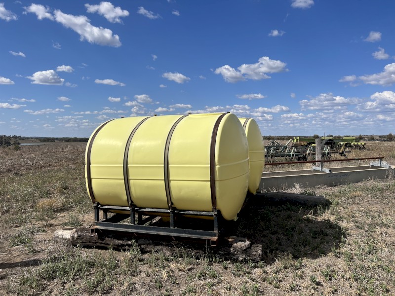 4500L Team Poly Tanks x 2