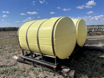 4500L Team Poly Tanks x 2