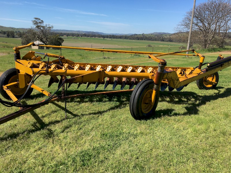 Chamberlain one way plough Farm Tender