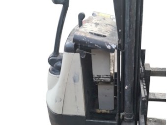 Crown Walkie Stacker