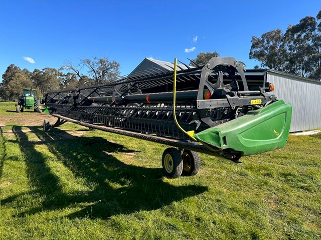 MacDon D65/John Deere 440D Front