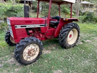 Rare 4WD International Tractor