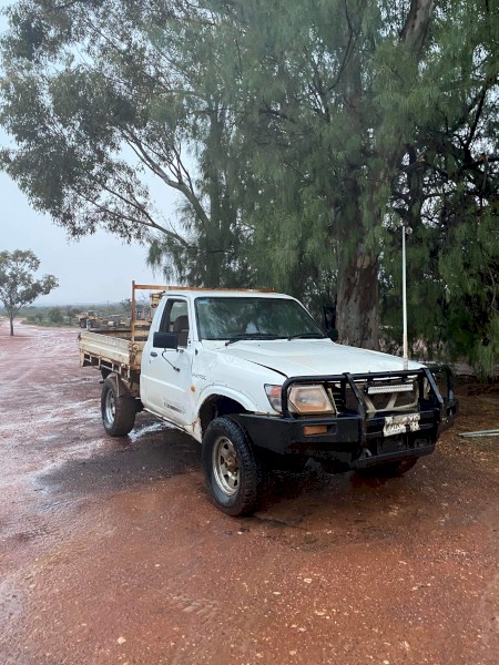 2001 Nissan Patrol Tray Top