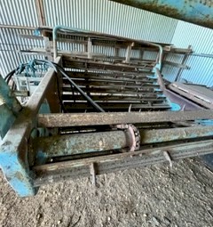 Pearce Off Sider round bale feeder