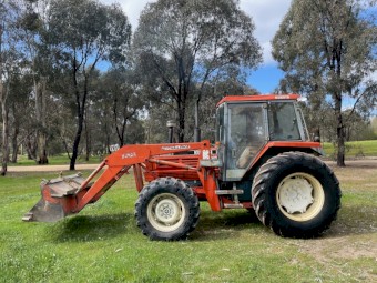 Kubota M7950 Tractor