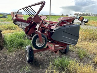 Case 1015 Pick Up Front