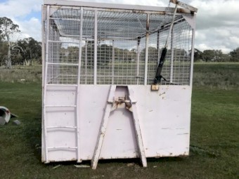 Cage hook bin. 