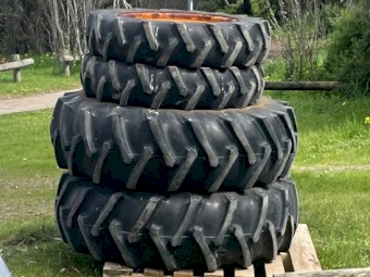 Used set of rims and tyres