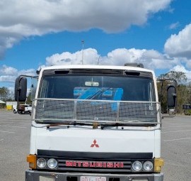 1991 Mitsubishi FK 415 Crane Truck