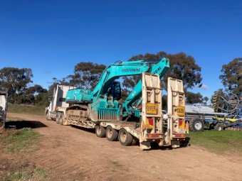 WANTED Tri Axle Float