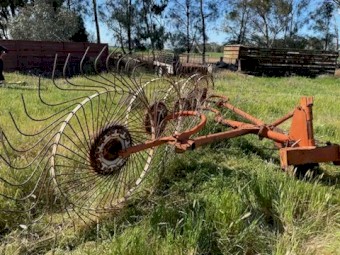 Five Wheel Linkage Hay Rake