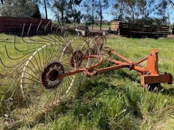 Five Wheel Linkage Hay Rake
