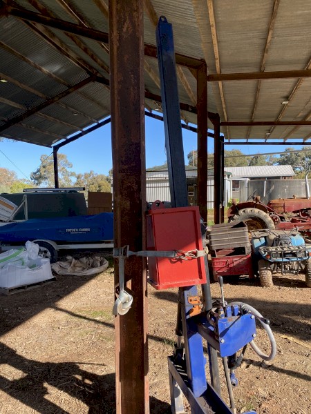 Hydraulic 3PL Post Driver - 2020