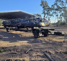 2020 Macdon D145 Front with Comb Trailer