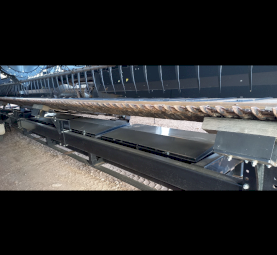 2020 Macdon D145 Front with Comb Trailer