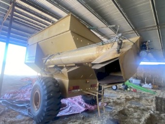 Grain Chaser single axle Chaser Bin