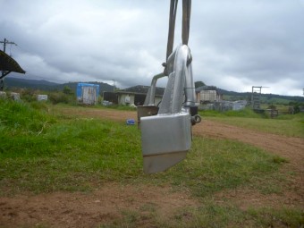 Hino 300 series Wide Cab polished alloy Bullbar