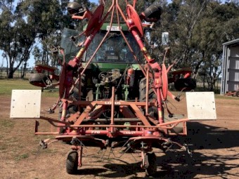 Lely Tedder Hay Rake