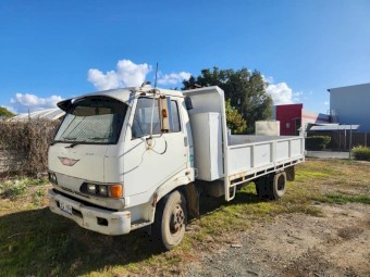 1993 FC Hino Tipper (5T)