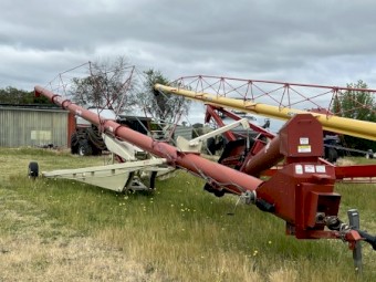 Farm King 1395 Swingaway Auger