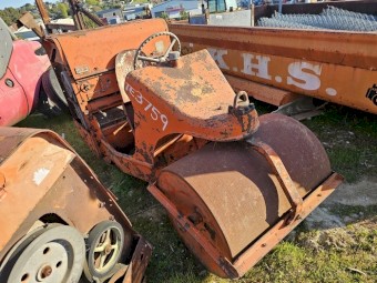 Coates Self Propelled Roller