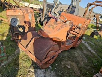 Coates Self Propelled Roller