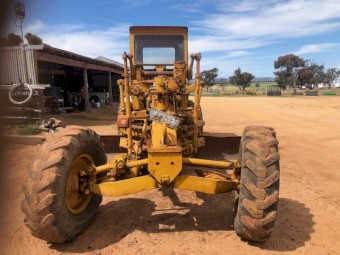 1961 Allis Chalmers M100 Grader