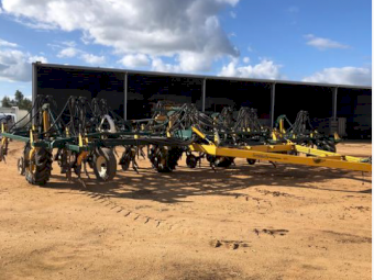 2010 Simplicity All-Rounder 45ft Seeder