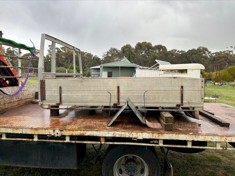 75 Series aluminium tray