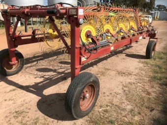 Sitrex Magnum 12 wheel V-Rake