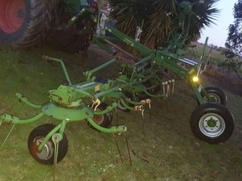 2007 KRONE KWT 8.82/8  8 ROTOR TEDDER