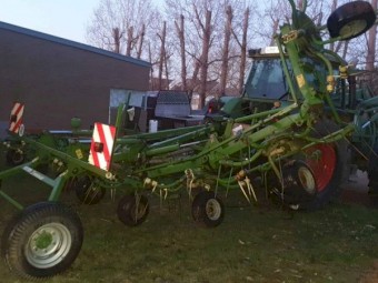 2007 KRONE KWT 8.82/8  8 ROTOR TEDDER