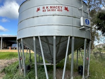 Macey Fertilizer Field Bin 