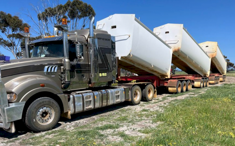 Mack Titian Prime Mover with Concept Tri Axle Tippers