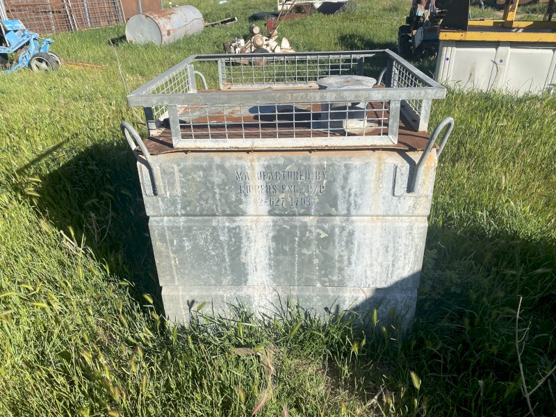 650 litre gal firefighters tank