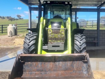 Claas Arion 620C Tractor with FEL