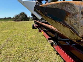 2010 MacDon 40ft 2152/D60 Front