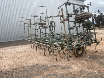 9.5m John Shearer 5/160 Cultivator 