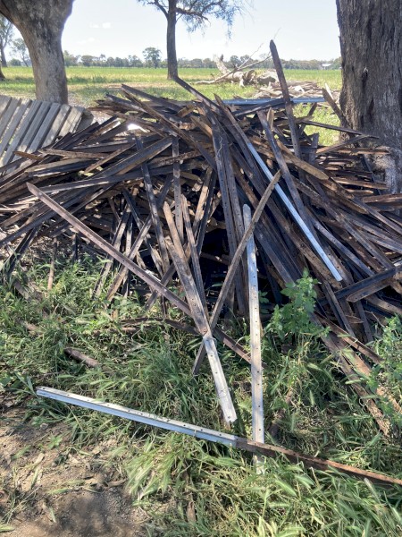 2nd Hand Steel Posts