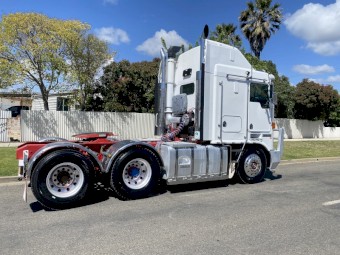 Kenworth K104