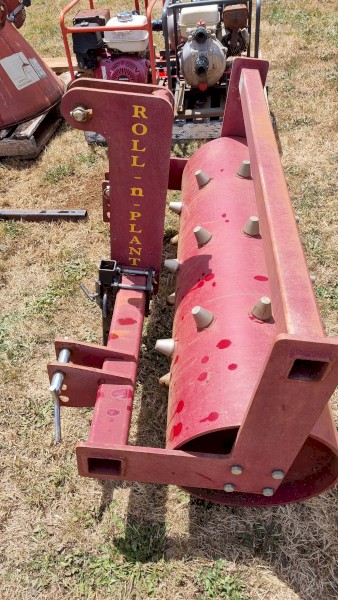 2015 Fix Engineering Roll'N'Plant Rolling Bed Marker