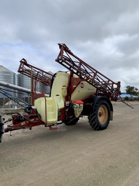 Hardi Navigator 5028 Boom Spray