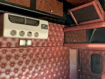 2013 Kenworth K200 with Sloanbuilt Body