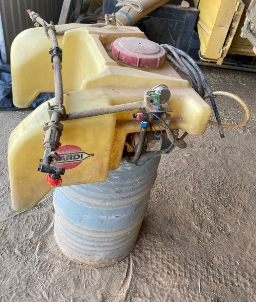 ATV Quad Hardi Motorbike Spray Saddle Tank