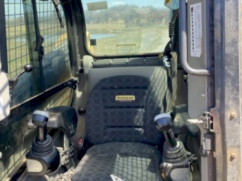 New Holland C227 Posi Track Loader