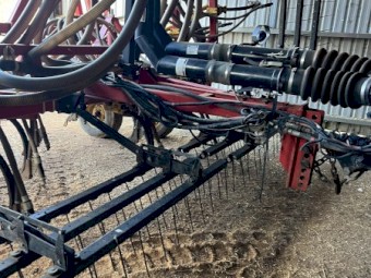 45ft Bourgault 8810 Airseeder